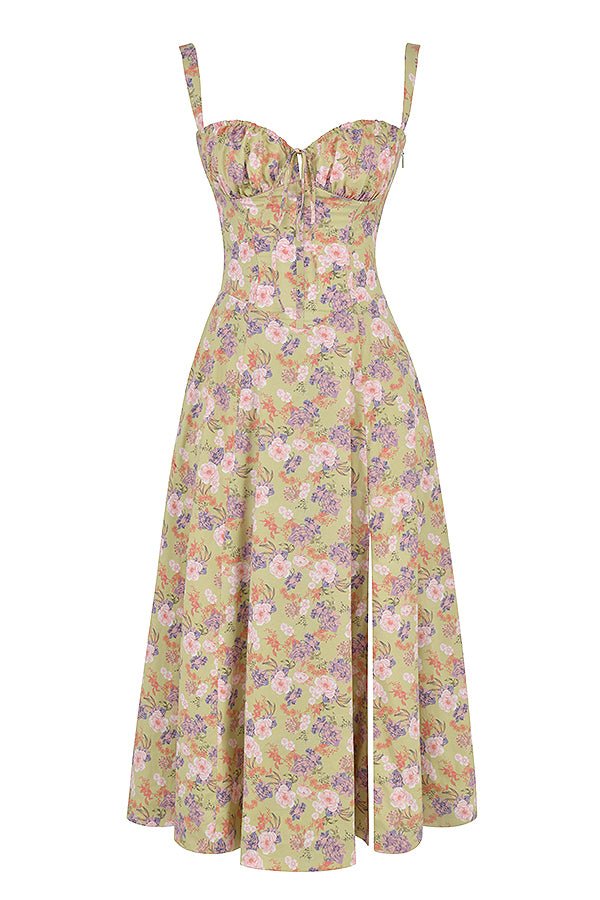 Elegant women's midi dress, sweetheart neckline, ideal for evening occasions.