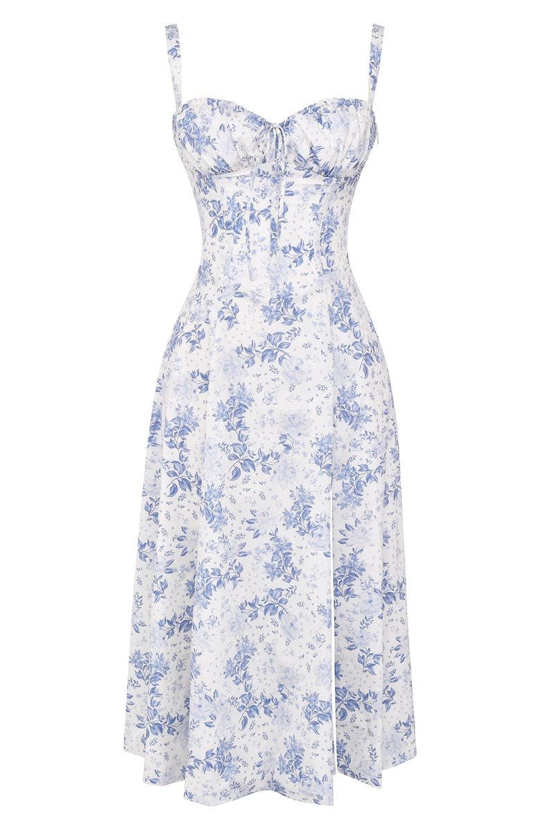 Stylish women's summer party dress, elegant sweetheart neckline, flattering silhouette.