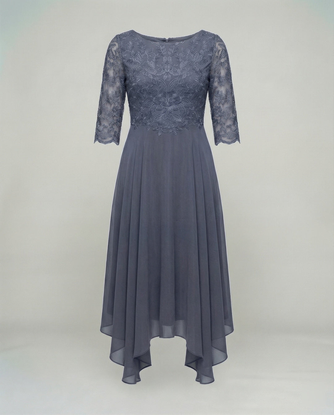 Sophisticated women's midi dress, embroidered detail, comfortable for formal events.