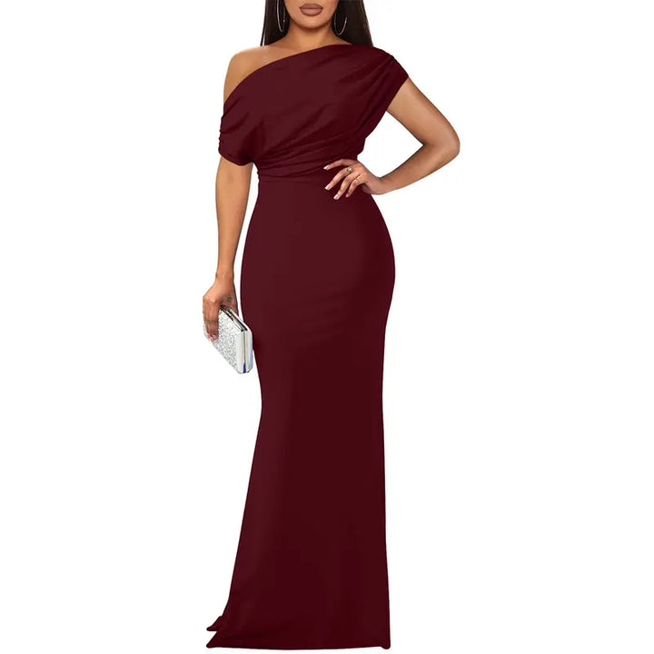 Chic women's off-shoulder maxi cocktail dress. Perfect for formal parties, evening wear, or special occasions.
