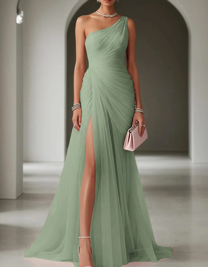 Graceful women's one-shoulder formal dress with elegant pleats, a flattering silhouette for evening wear.