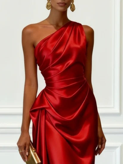 Midi sheath dress with stylish one-shoulder and ruched texture.