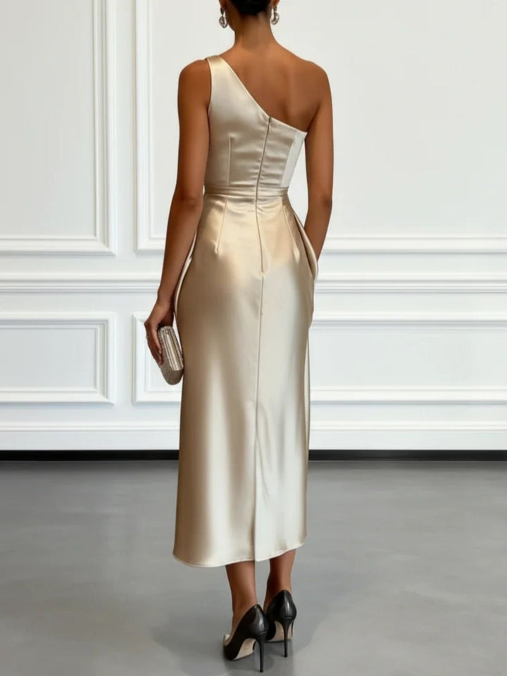 Stylish one-shoulder ruched wedding guest midi dress.