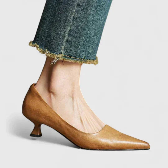 Experience all-day support with these comfortable orthopaedic women's heels. Elegant & fashion-forward.