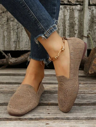 Comfortable women's walking shoes, orthopaedic design with arch support for daily wear.