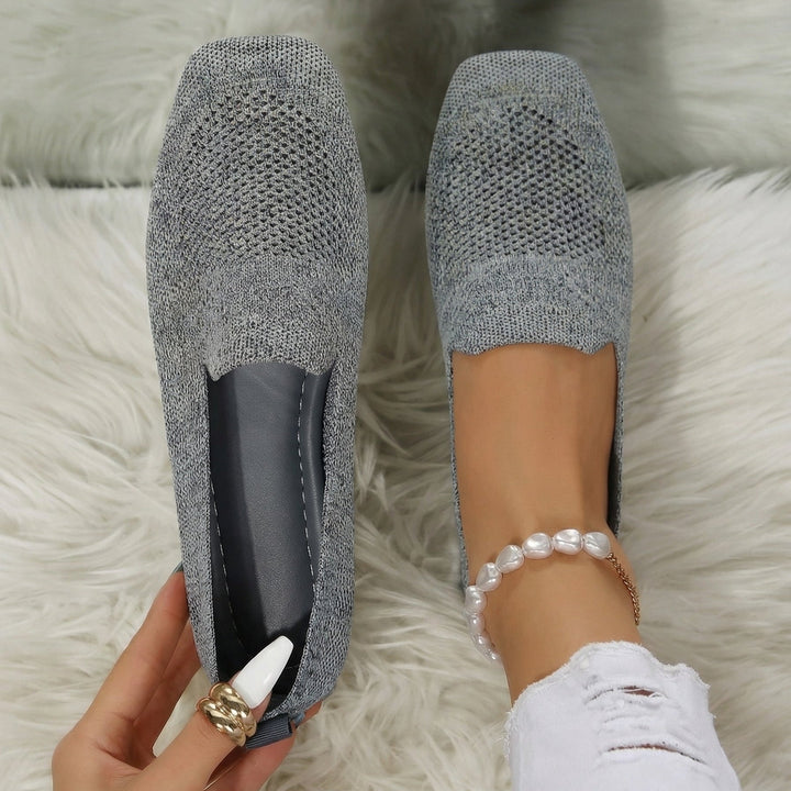 Elegant women's orthopedic shoes for all-day comfort, perfect for walking & casual wear. Supportive, pain relief footwear.