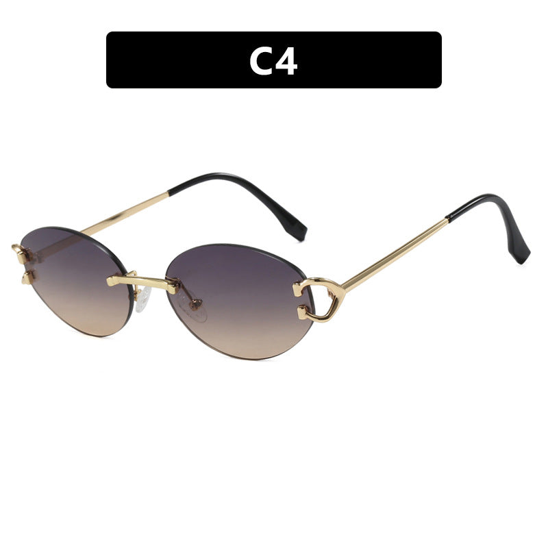 Contemporary women's oval fashion eyewear with a chic frame design, blending elegance and trendiness.