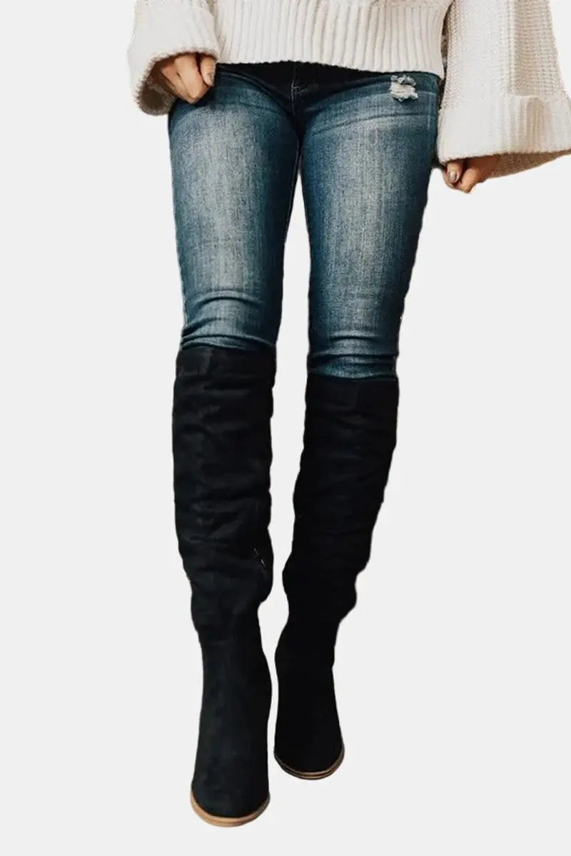 Stylish women's fashion boots: over-the-knee design with a stable block heel for autumn elegance.