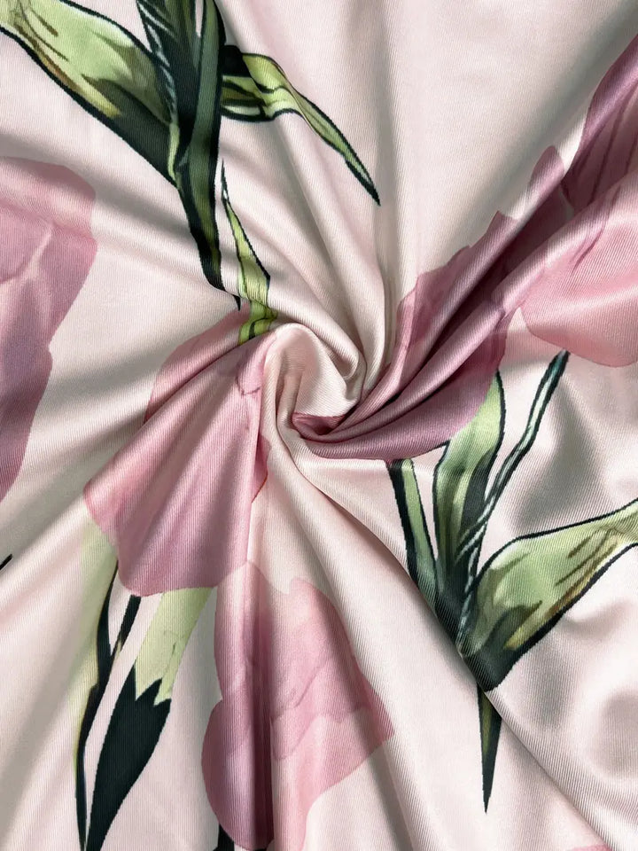 Beautiful women's floral print maxi dress and jacket set in pink, a perfect matching outfit for any event.