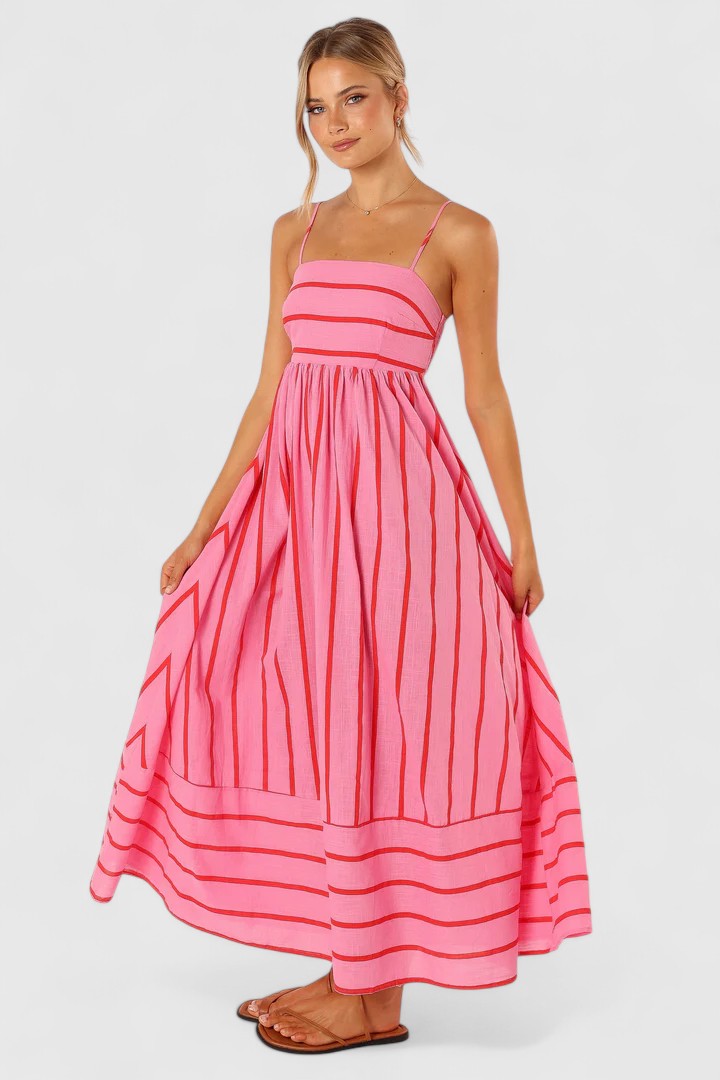Long pink maxi dress for women, offering elegant style and flowing comfort for summer and evening wear.
