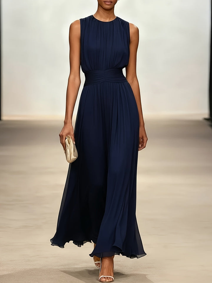 Sleeveless pleated maxi dress for women, featuring a stylish ruched waist, perfect as an evening gown.