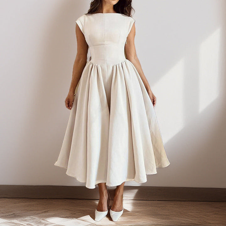 Stylish women's pleated sleeveless midi dress, a chic and elegant choice for parties and summer events.