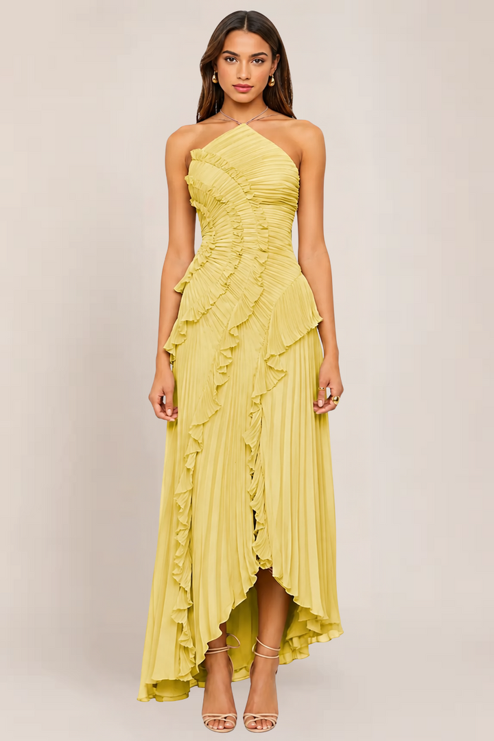 Chic women's evening dress, long and pleated with attractive ruffles for parties.