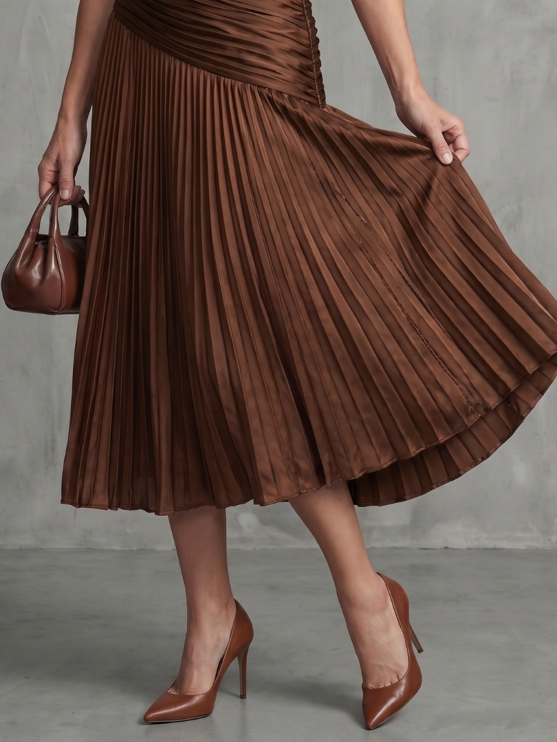 Women's spring/summer pleated midi dress with chic stripes, short sleeves, and a collar.