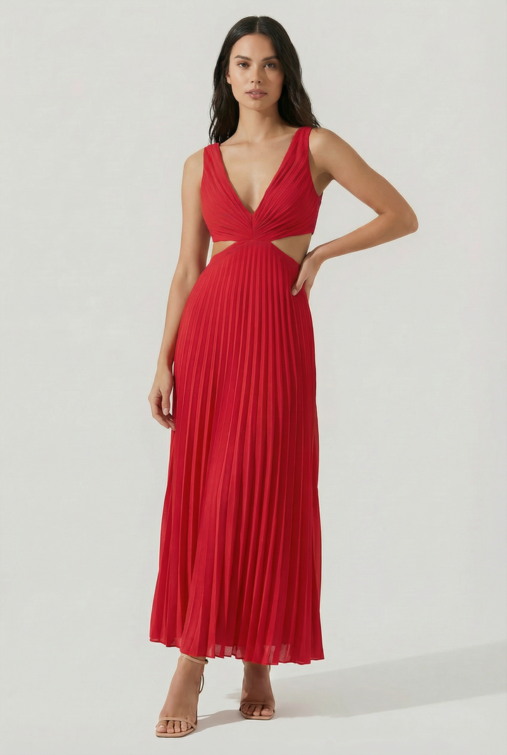 Summer party dress: women's elegant pleated maxi dress with V-neck design