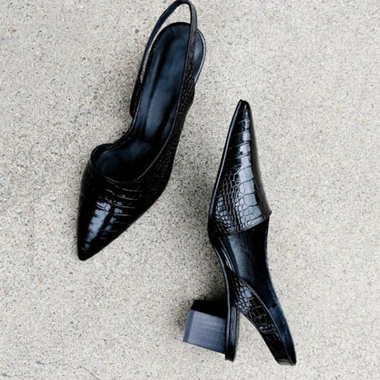 Versatile women's pointed toe slingback flats for both office wear and comfortable casual outings.