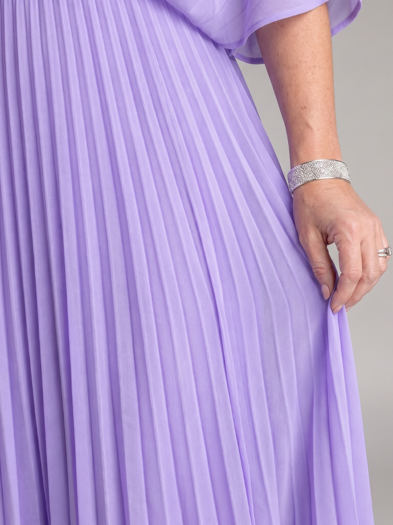 Chic pink women's pleated maxi dress with a flattering V-neck and long sleeves, suitable for formal wear.