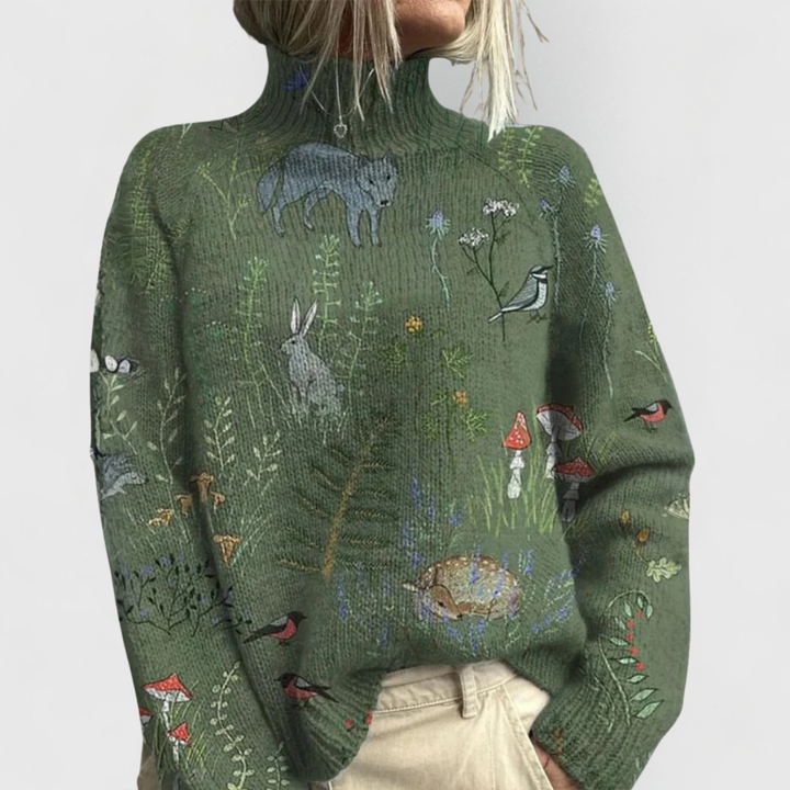 Comfortable and stylish women's roll neck sweater. Cozy long sleeve pullover, ideal for elegant winter fashion.