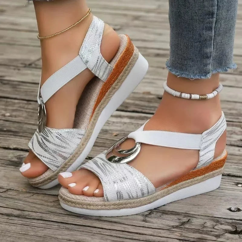 Stylish beige Rosa orthopaedic sandals for women. Enjoy all-day comfort, arch support & foot health in elegant summer shoes.