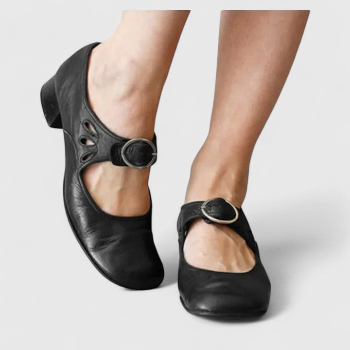 Stylish women's round-toe high heels for versatile comfort, ideal for both formal events and chic casual wear.
