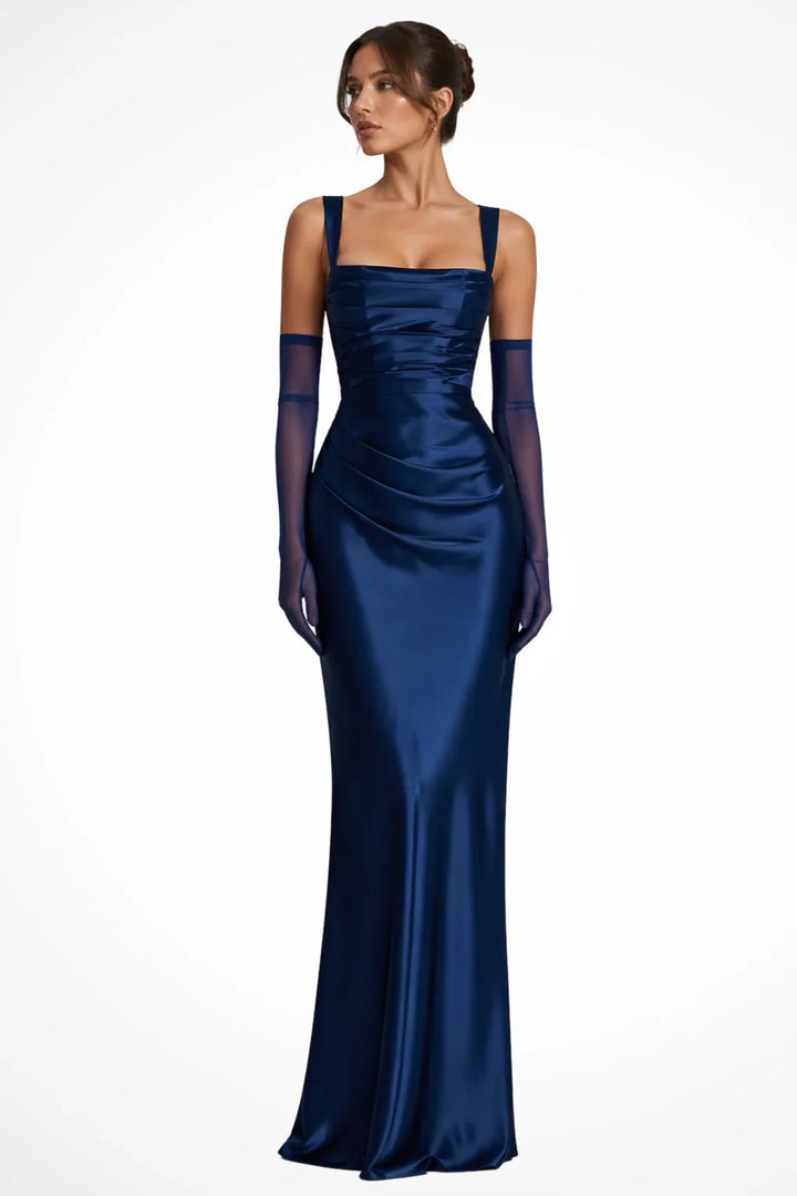 Fashionable women's sleeveless maxi dress with a sophisticated square neckline and elegant ruched styling.