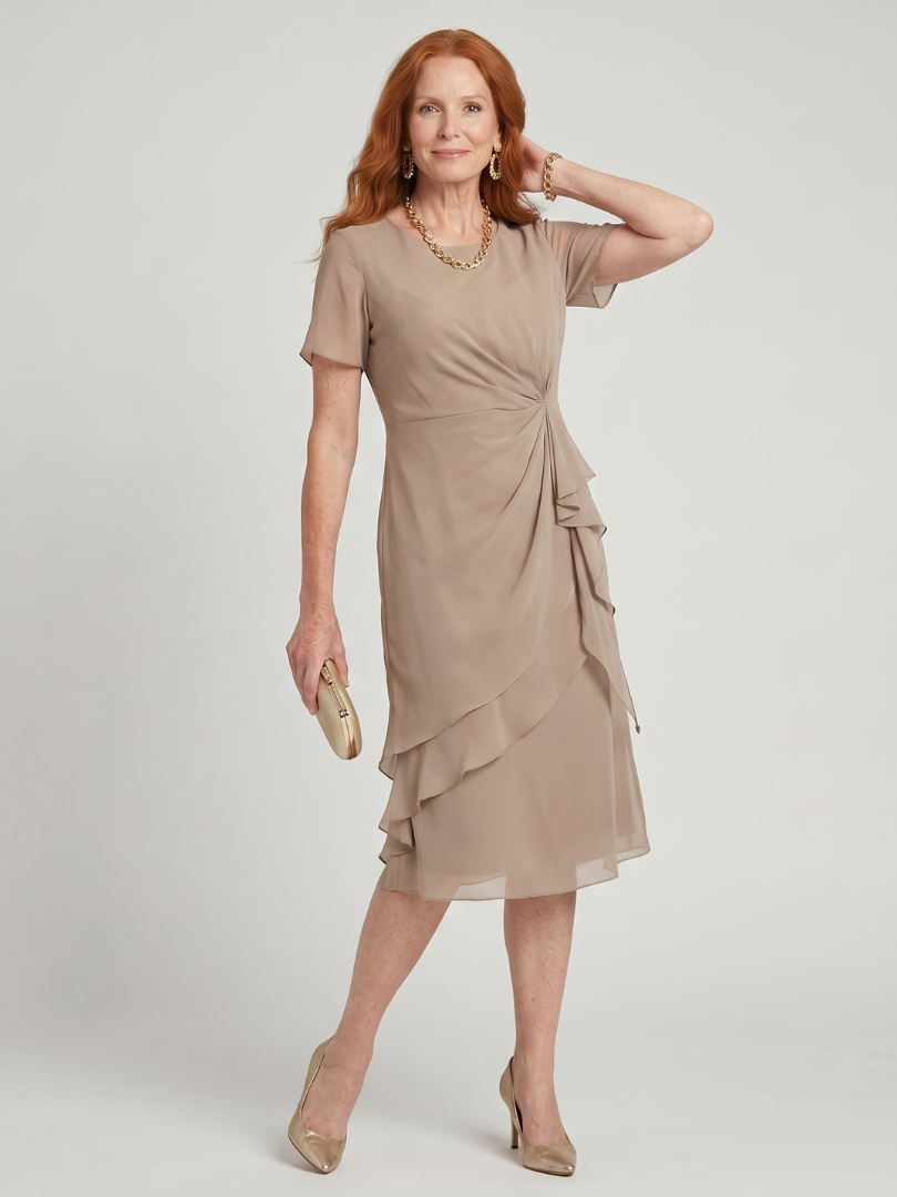 Simple yet chic women's short sleeve midi dress, elegant layered hem, versatile and easy to style.