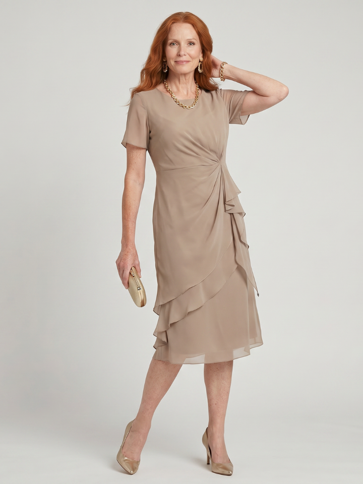 Simple yet chic women's short sleeve midi dress, elegant layered hem, versatile and easy to style.