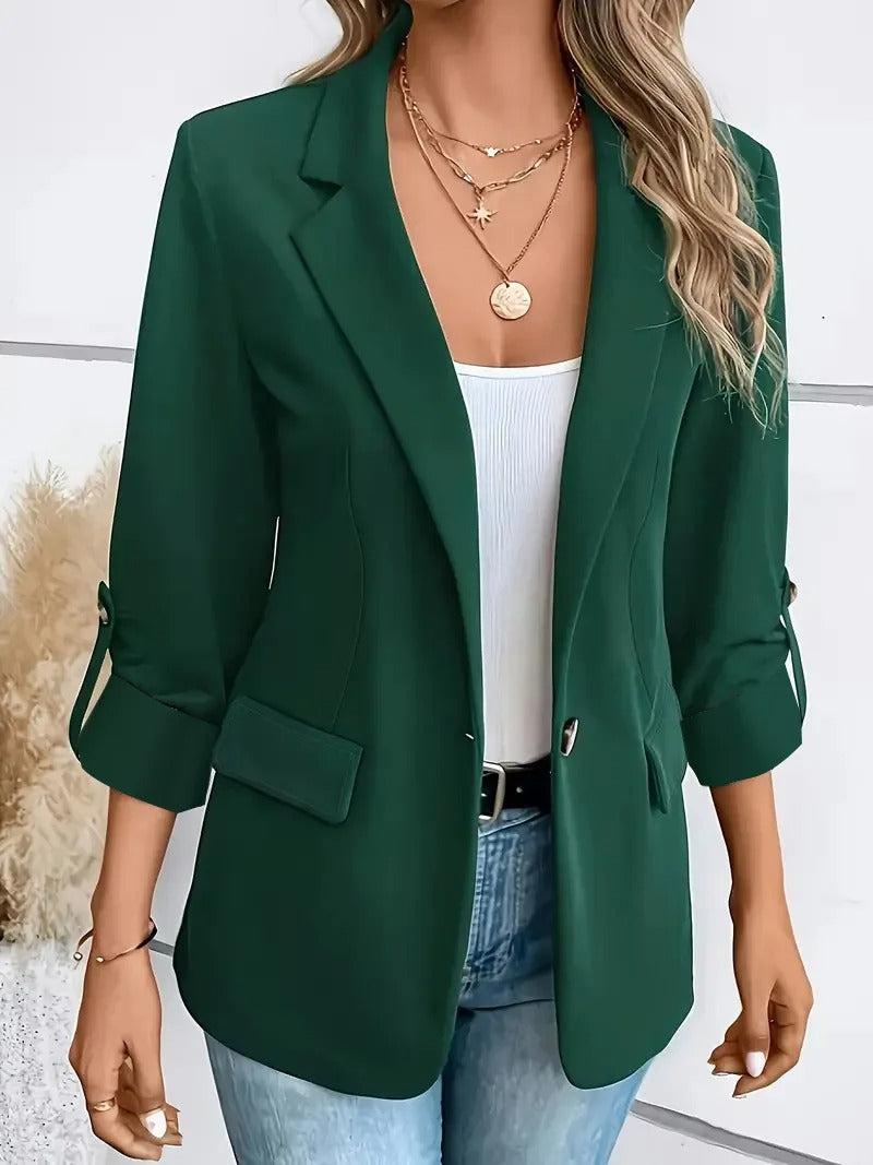 Versatile women's professional tailored blazer, a stylish single-breasted jacket for work, office & formal wear.