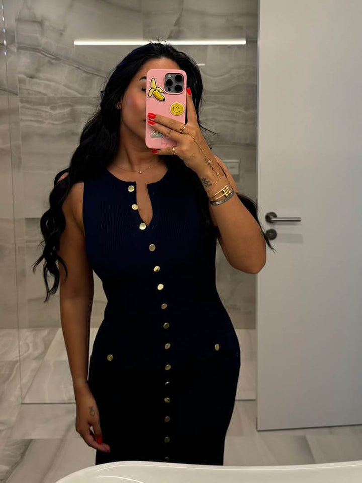 Elegant women's sleeveless button-front maxi dress, perfect for stylish summer outings, vacations, or casual wear.
