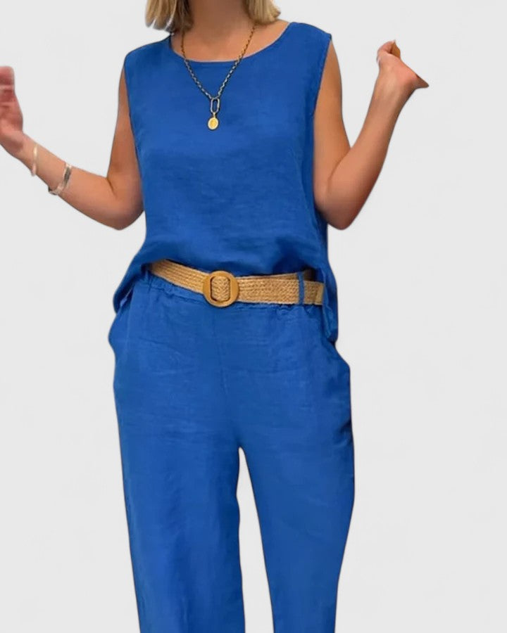 Women's sophisticated sleeveless top & wide-leg pant matching set for timeless style.