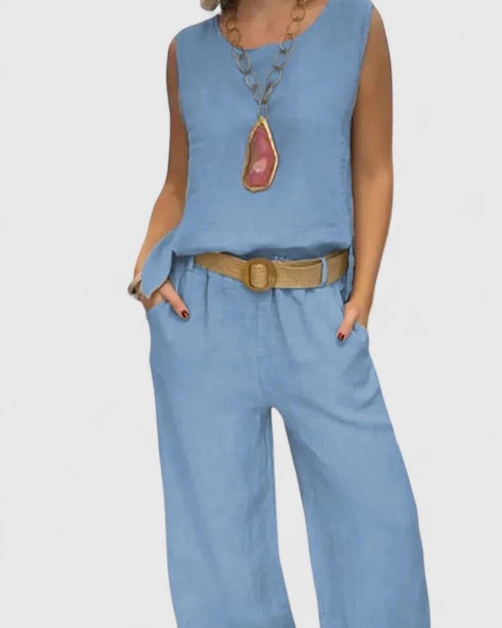 Chic women's two-piece outfit: sleeveless top paired with comfortable wide-leg pants for a versatile look.