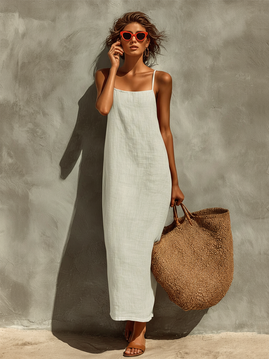 Chic women's sleeveless maxi dress, an elegant square neck design with versatile spaghetti straps.