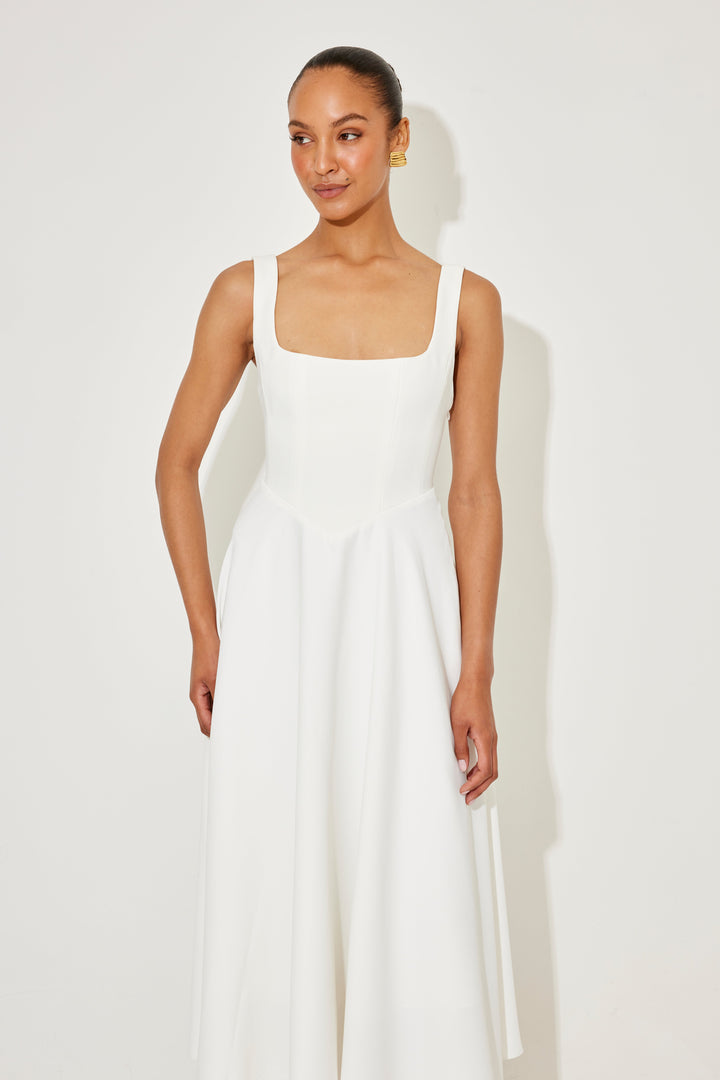 Summer essential: elegant women's sleeveless midi dress with a chic square neck.