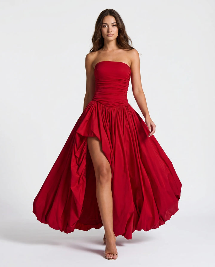 Women's elegant evening gown, a stylish statement maxi dress perfect for formal occasions.