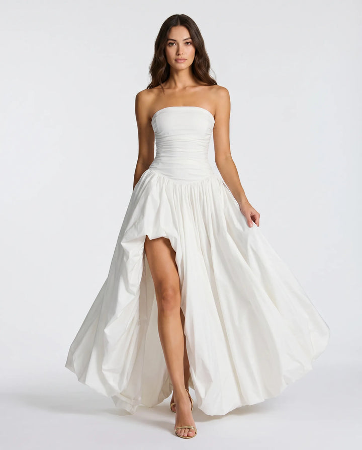 Long formal evening dress for women, an elegant maxi gown perfect for special occasions.