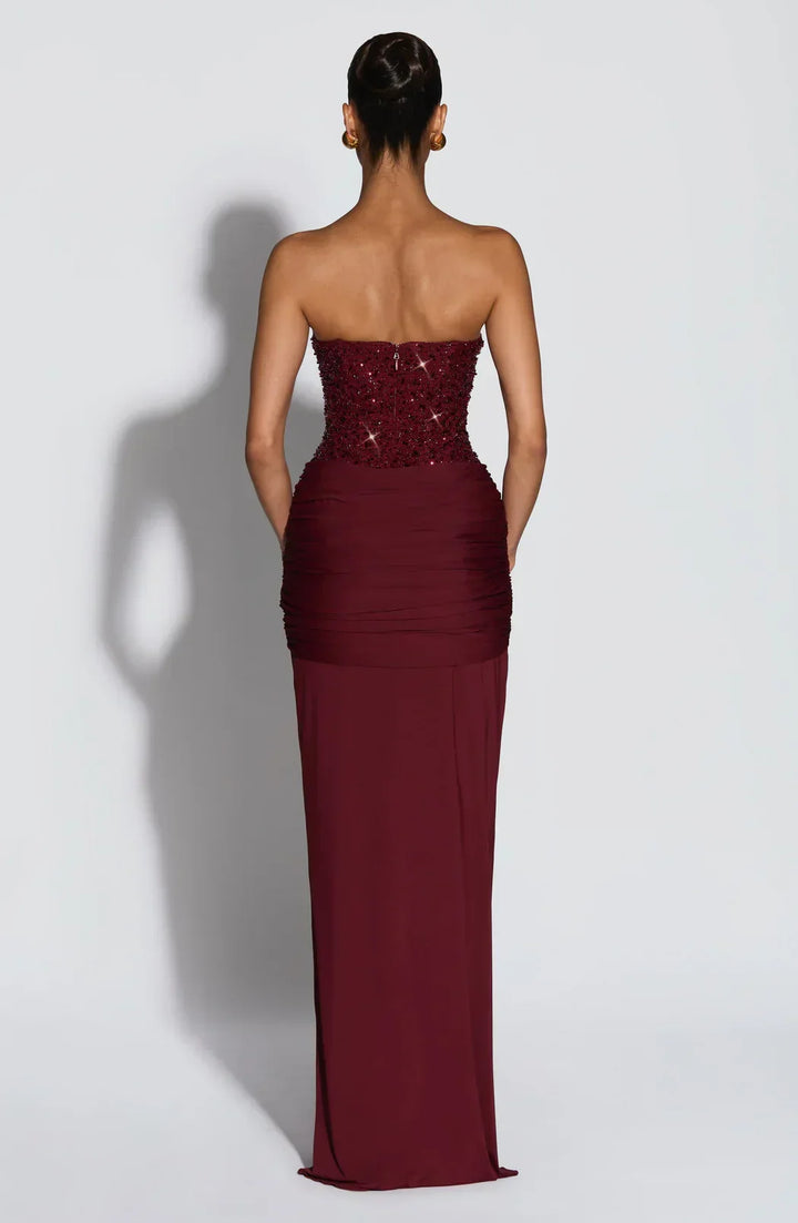Flowing elegant maxi dress with strapless corset design. A must-have for women's formal evening wear.