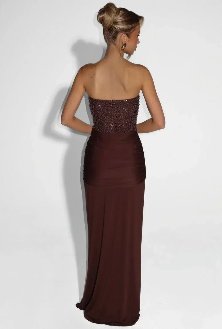 Luxurious women's strapless corset maxi dress, perfect for elegant evening parties & formal occasions.