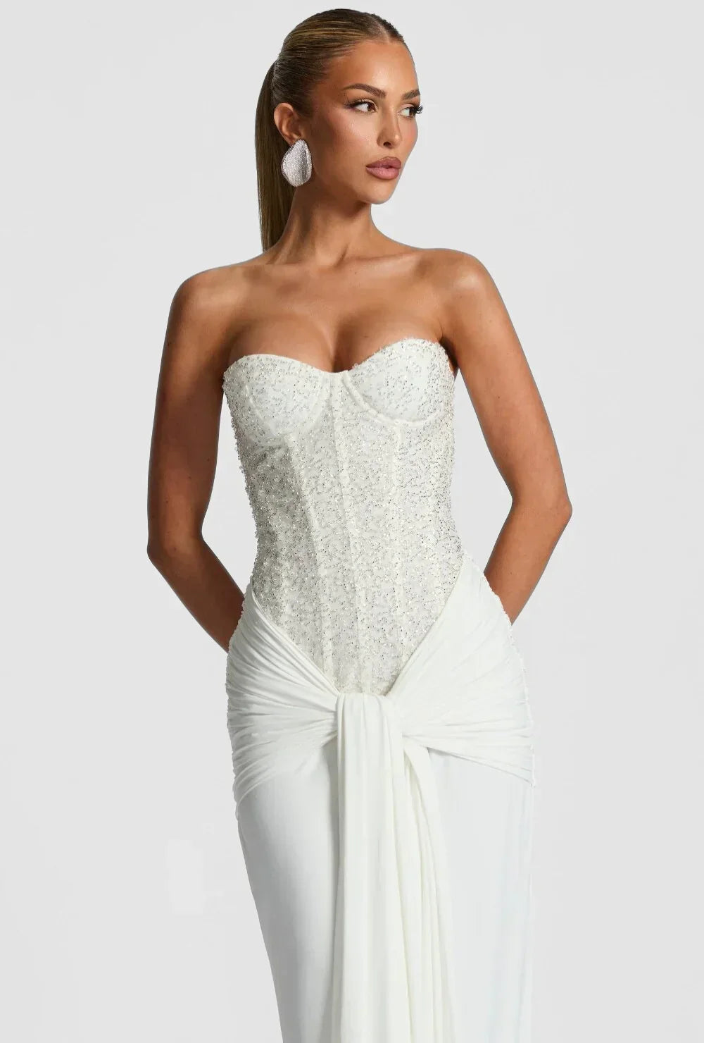 Chic strapless corset maxi dress for women. Ideal for elegant evening events & formal parties.