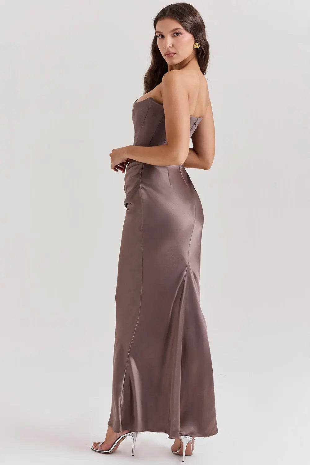 Timeless women's strapless corset maxi dress, an elegant evening gown for enduring style.