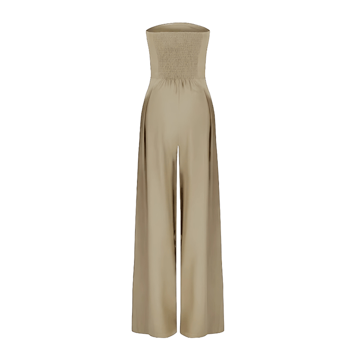 Fitted women's strapless jumpsuit with high waist and wide leg for an elegant, chic look.