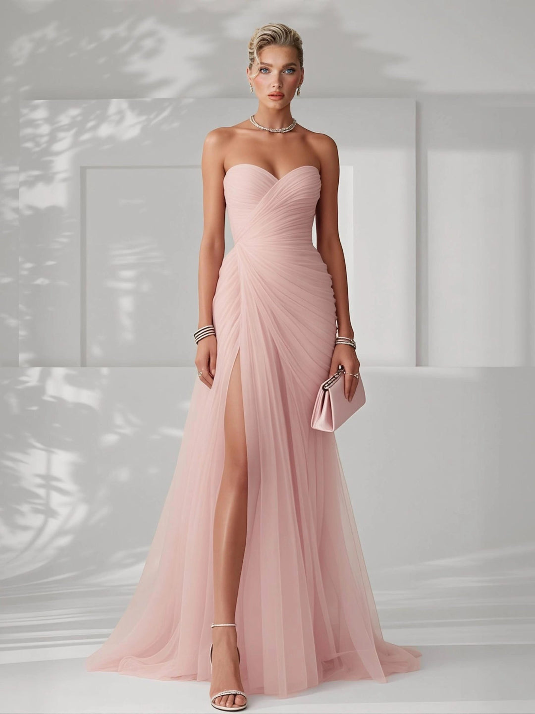 Stylish women's strapless maxi dress, perfect for wedding guests, galas, and special occasions.