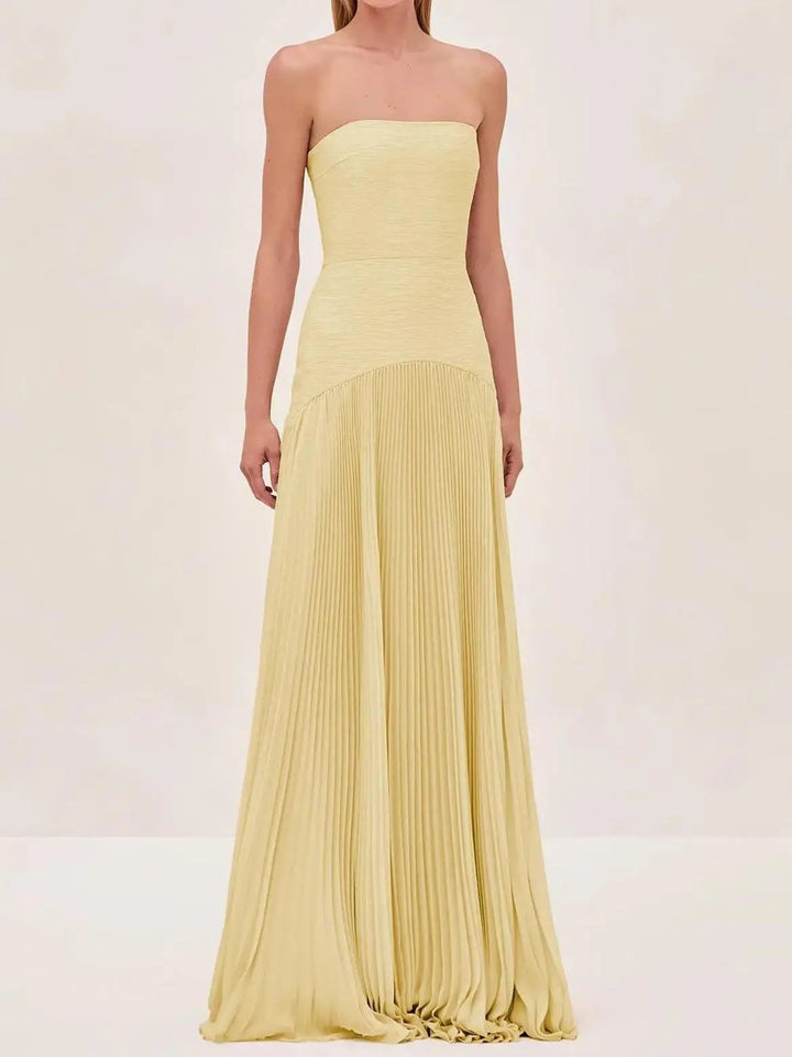 Sophisticated strapless evening gown for women. Pleated maxi dress, ideal for weddings & formal events.