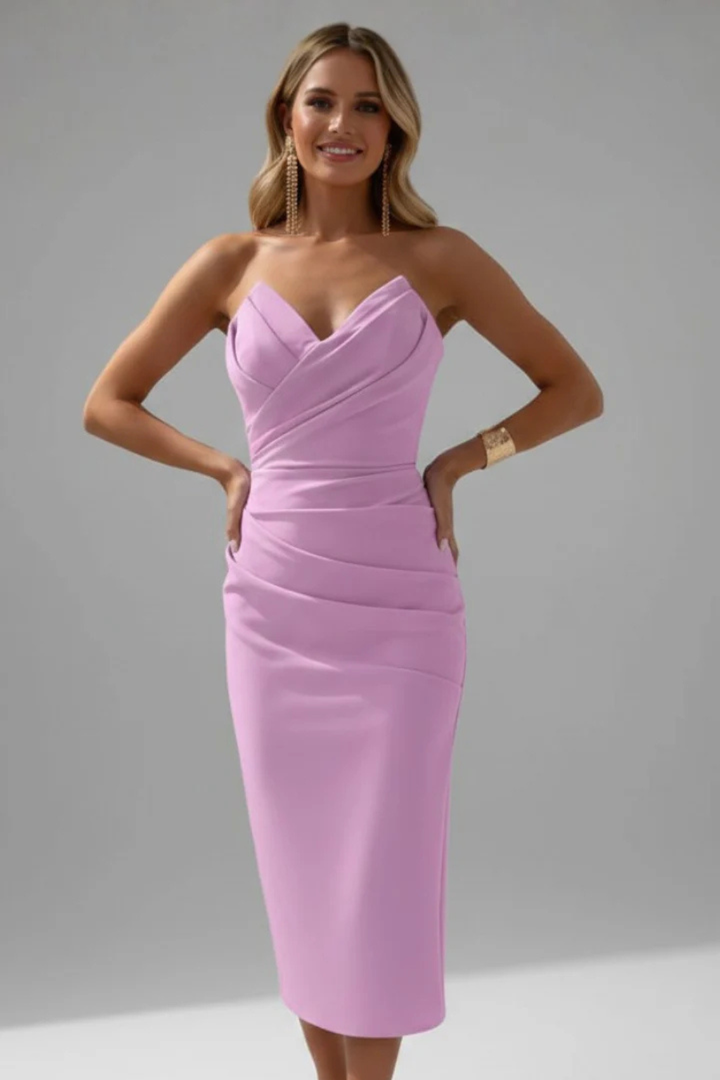 Elegant women's strapless ruched midi dress, sweetheart neckline. Perfect for galas & formal dinners.