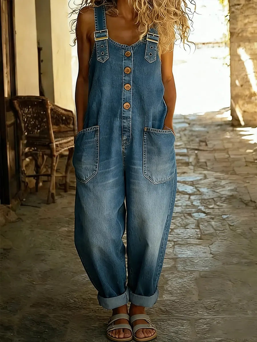 Elegant women's summer jumpsuit with a relaxed fit. Stylish full-body design, perfect for warm weather fashion & vacation.