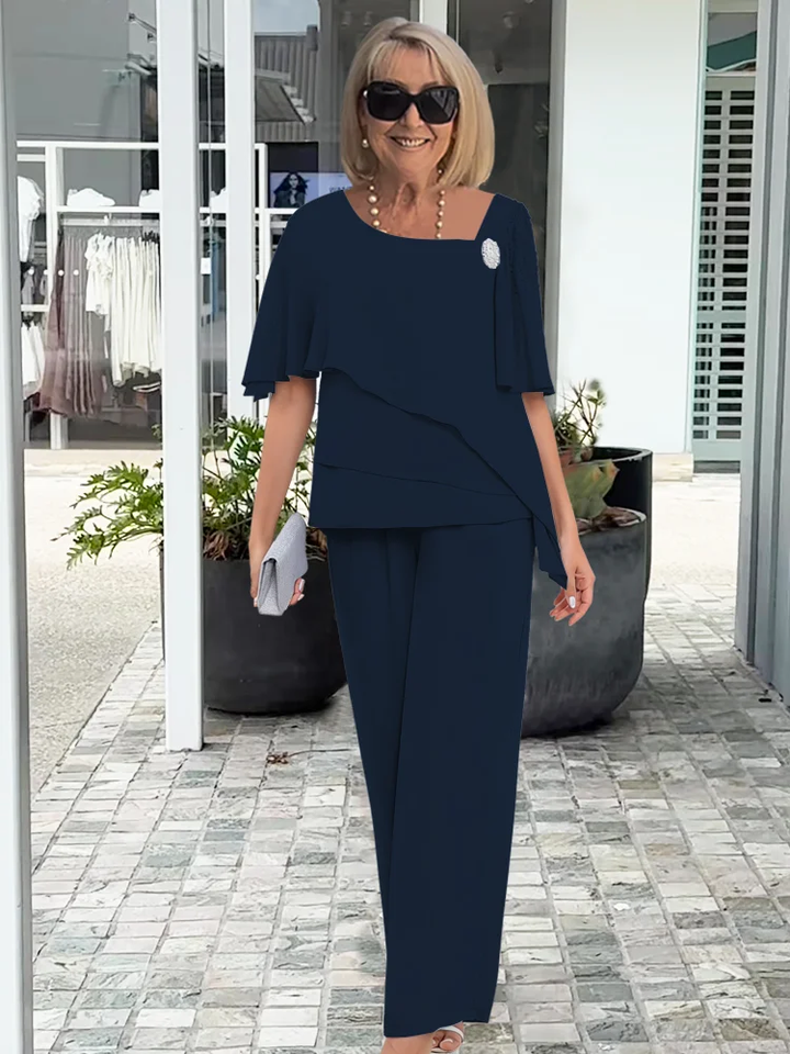Lightweight women's matching two-piece skirt set, ideal for a comfortable and stylish summer outfit.