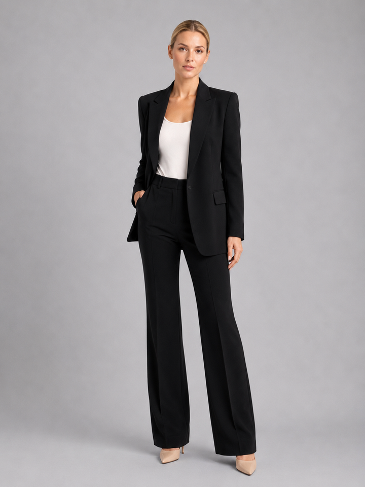 Comfortable yet elegant women's trouser suit, a stylish choice for all formal and semi-formal events.