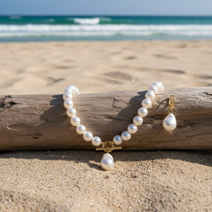 Women's classic vintage pearl necklace & elegant pearl earrings. Timeless jewelry gift set.
