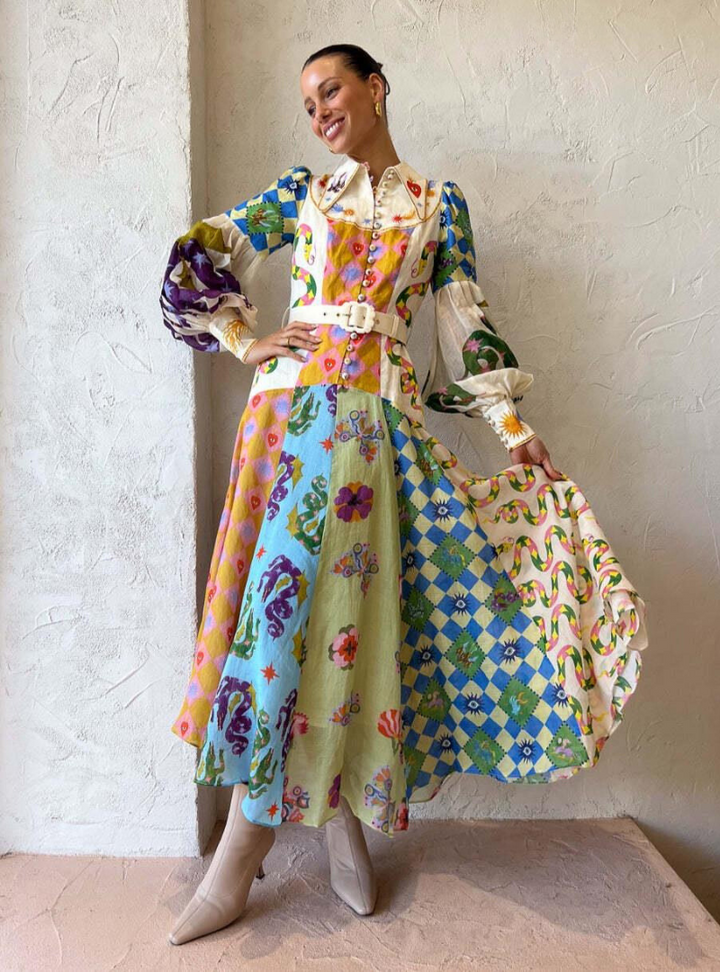 Spring/Autumn women's elegant maxi dress, featuring a sophisticated vintage print and chic polo collar.