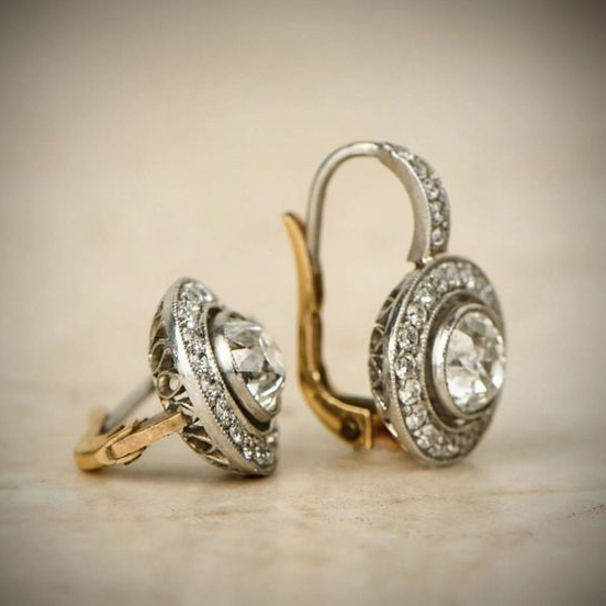 Elegant Women's Vintage Silver Drop Earrings with sparkling Cubic Zirconia stones, perfect fashion accessory for her.