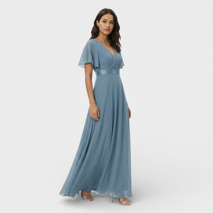 Purple women's evening pleated maxi dress with V-neck, designed for a sophisticated look.